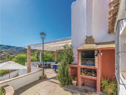 Five-bedroom Holiday Home In Almachar