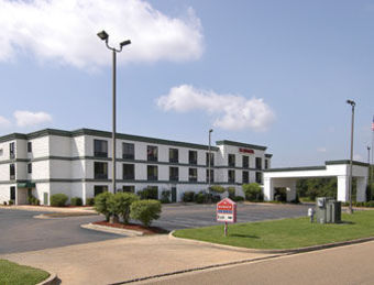 Hotel Ramada Pearl/jackson Airport