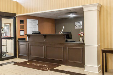 Hotel Sleep Inn & Suites Airport