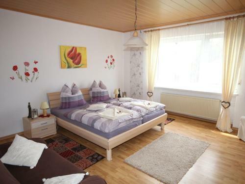 Cozy Apartment In Strotzbusch Near Eifel Center