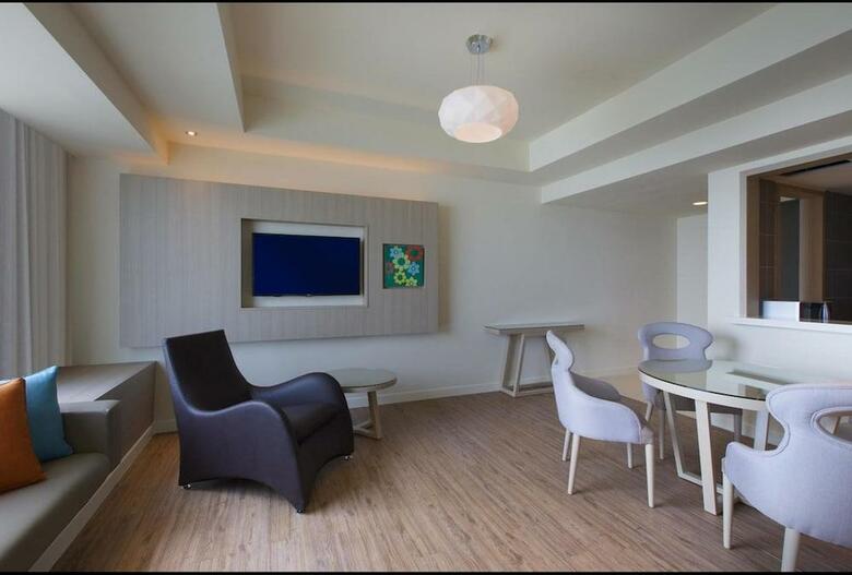 Hotel Tanjung Bungah Beach