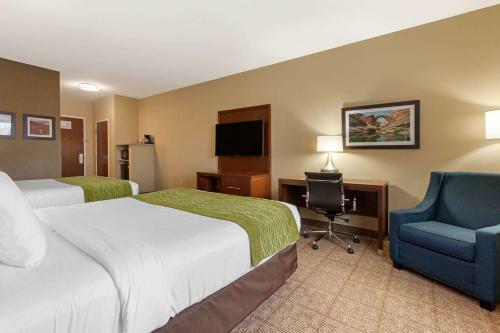 Hotel Comfort Inn & Suites Page