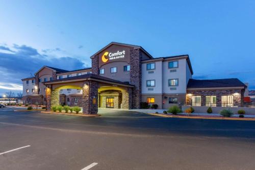 Hotel Comfort Inn & Suites Page