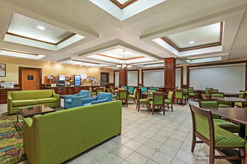 Holiday Inn Express Hotel & Suites Pharr