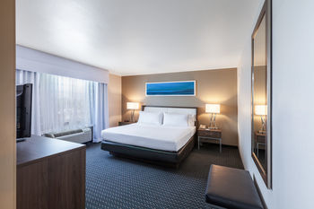Holiday Inn Express Hotel & Suites Pharr