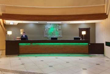 Hotel Holiday Inn Santa Elena