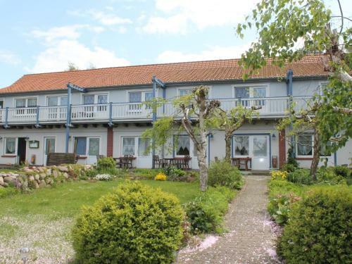 Cozy Apartment In Rerik Germany Near Beach