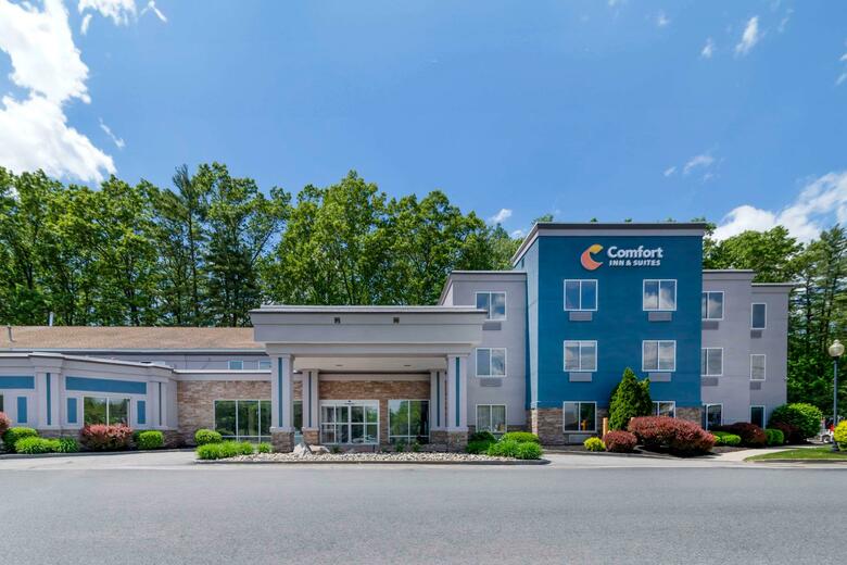 Hotel Comfort Inn & Suites