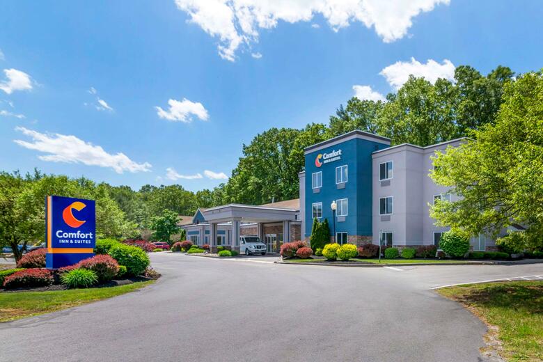 Hotel Comfort Inn & Suites