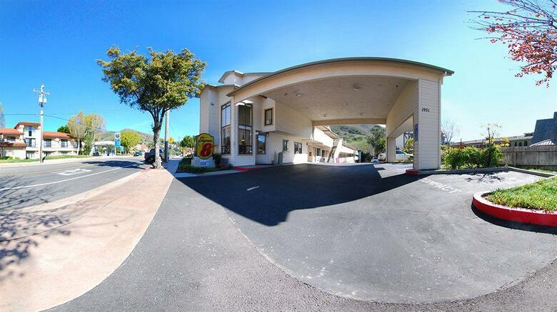 Hotel Super 8 San Luis Obispo