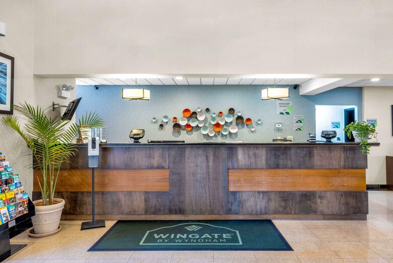 Hotel Wingate By Wyndham Schaumburg / Convention Center