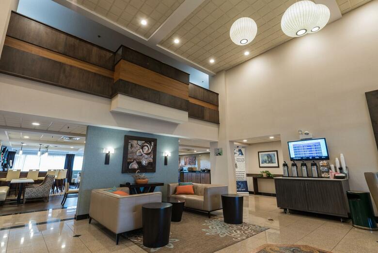 Hotel Wingate By Wyndham Schaumburg / Convention Center