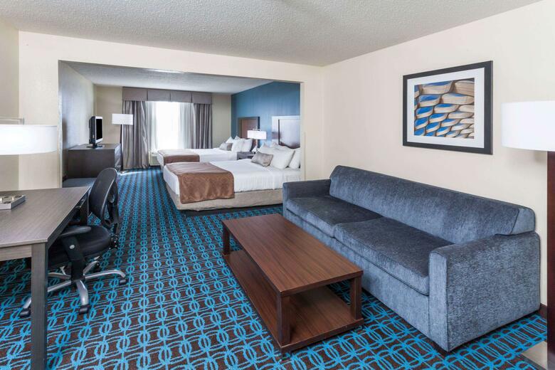 Hotel Wingate By Wyndham Schaumburg / Convention Center