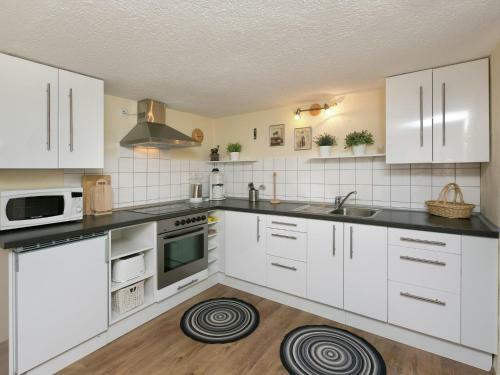 Modern Apartment In Mastershausen Near The Forest