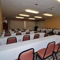Hotel Clarion Inn & Suites