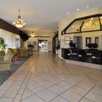 Hotel Clarion Inn & Suites