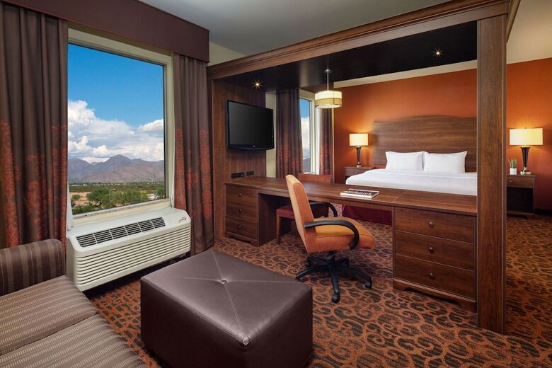 Hotel Hampton Inn And Suites Scottsdale Riverwalk
