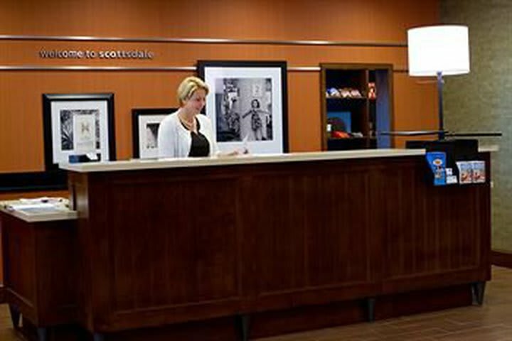 Hotel Hampton Inn And Suites Scottsdale Riverwalk
