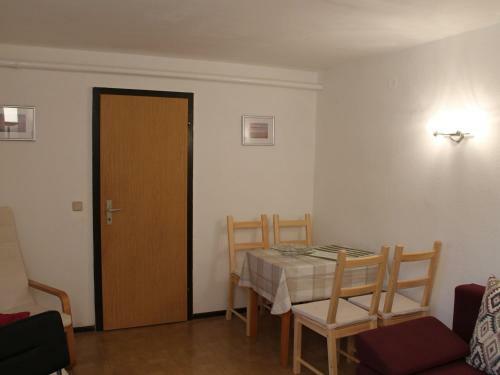 Charming Apartment In Kropelin With Barbecue