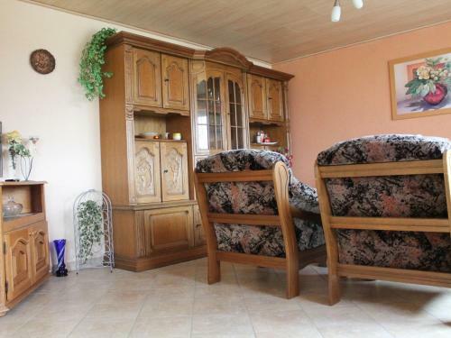 Comfy Farmhouse In Brusow With Garden