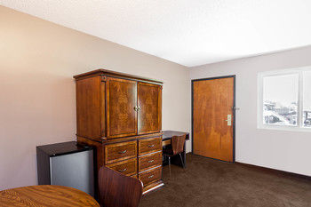 Hotel Super 8 Canoga Park