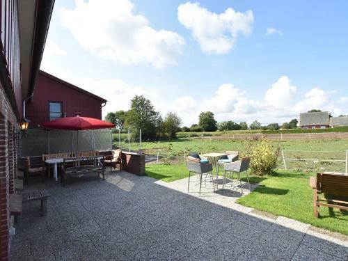 Charming Apartment In Pugholz Near Sea