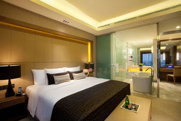 Hotel Crowne Plaza Shanghai Harbour City