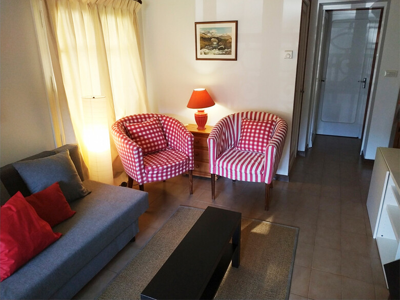 Apartamentos Escarrilla 3000