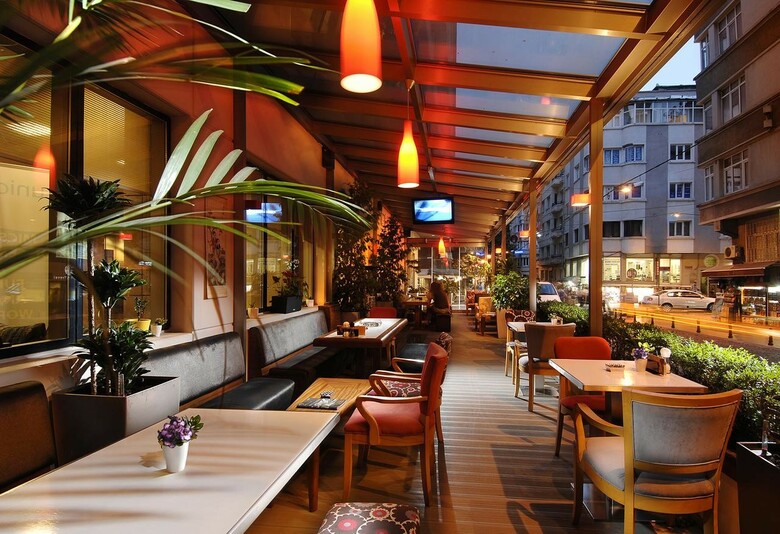 Nippon Hotel