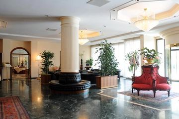 Best Western Premier Hotel Globus City
