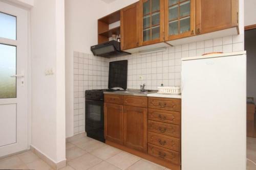 Apartments With A Parking Space Bozava (dugi Otok) - 8123