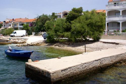 Apartment Brodarica 12642b