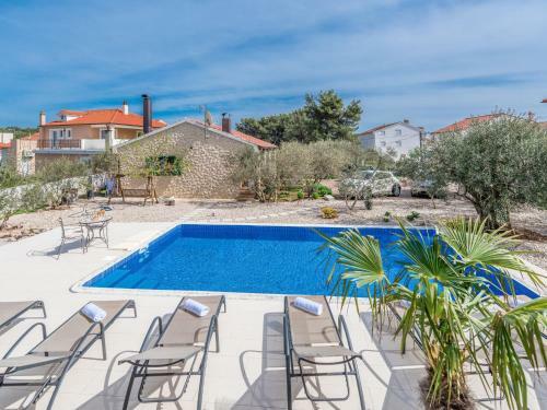 Holiday Home Malu Sun II