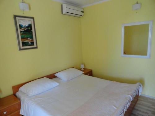 Apartment Brodarica 4195a