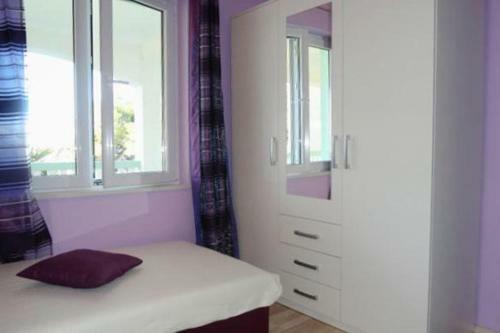 Apartment Brodarica 4195a