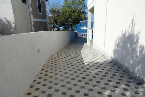 Apartment Brodarica 4195a