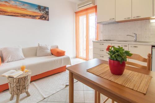 Apartments Villa Korina