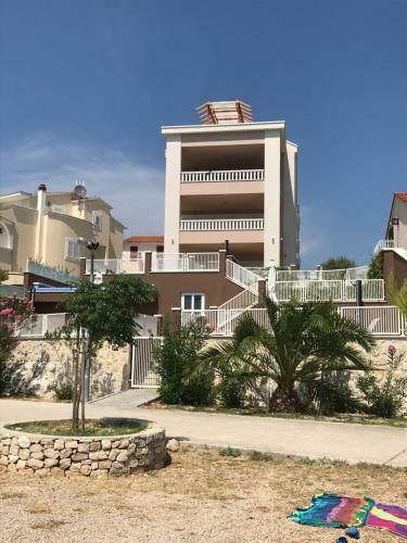 Pinna Nobilis Apartments