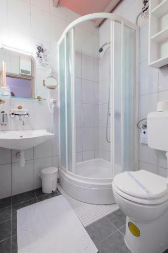 Hostal Pansion Zlatna Ribica