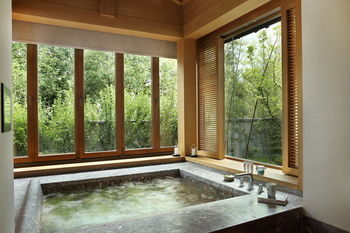 Hotel Indigo Lijiang Ancient Town