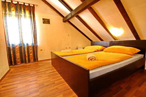 Apartments Leme?