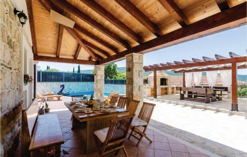 Holiday Home Zastolje 01