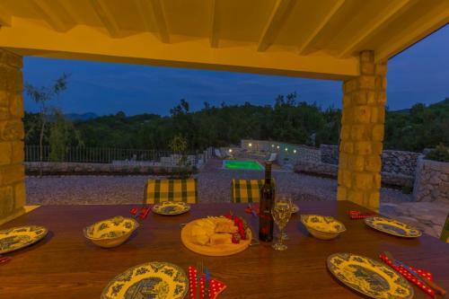 Luxury Villa Stone House Serenity