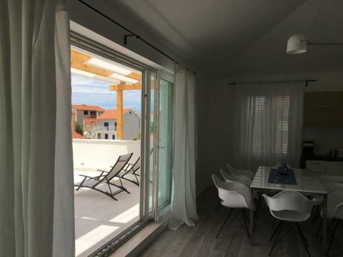 Apartments Plavi&?uti