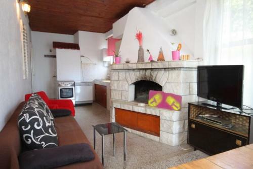 Apartment Uvala Zarace (dubovica) 8781c