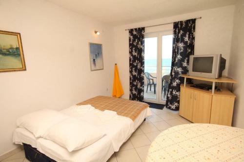 Apartments By The Sea Banj (pasman) - 8206