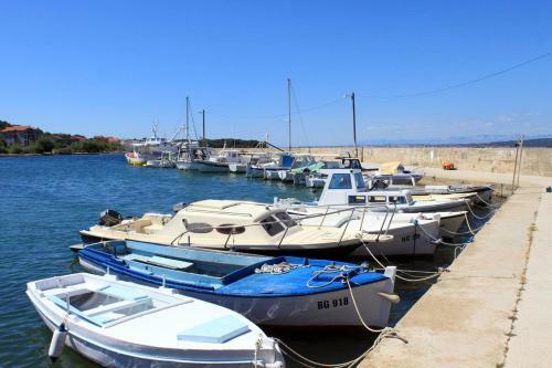 Apartments By The Sea Banj (pasman) - 8206