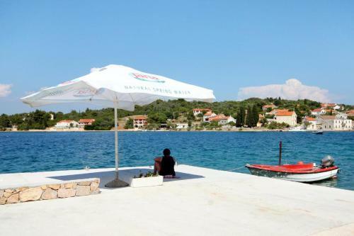 Hostal Twin Room Luka 8132c