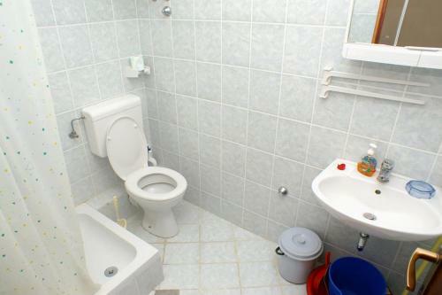 Apartments With A Parking Space Metajna (pag) - 4117