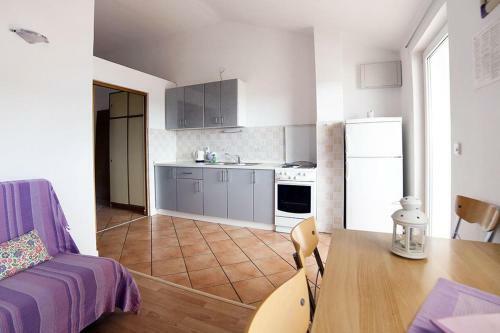 Apartments With A Parking Space Caska (pag) - 4089